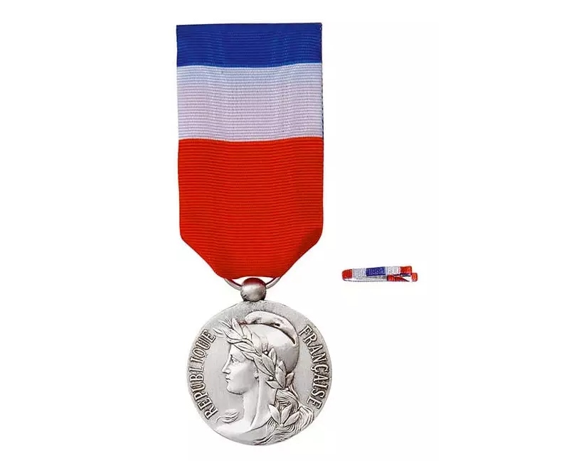 Médaille - Bretagne : St-Malo, Rennes, Dinan, St Brieuc, Vannes, Lorient, Brest, Quimper